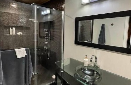 Port Franks Cottage | Stunning Riverside Retreat Port Franks