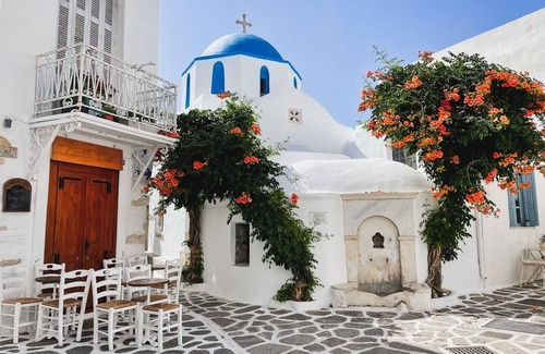 Exo Gialos Villa | Stunning Santorini Villa | Villa Erebus | 3 Bedrooms | Private Pool | Modern Furnishing | Close to Beach | Exo Gialos