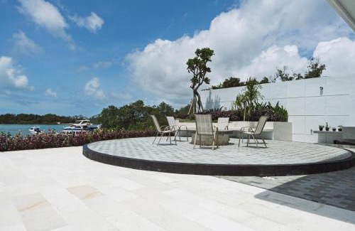 Tanjungbenoa Villa | Stunning Sea Front Villa 4BR Nusa Dua