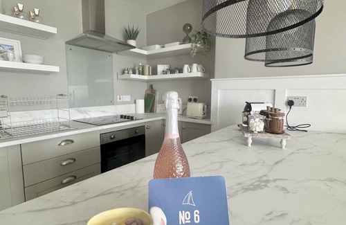 Portrush Apartment | Stunning sea view apartment - Sea Glass @ No 6