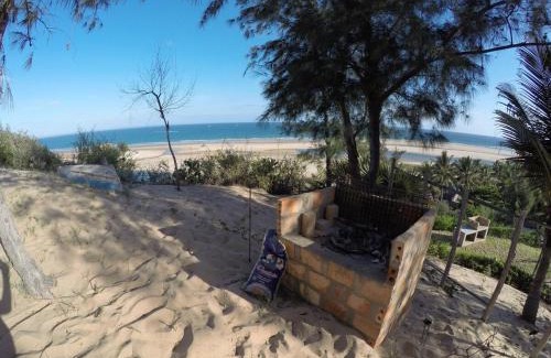Inhambane House | Stunning sea view, charming beach cottage in Barra, Mozambique - 4x4