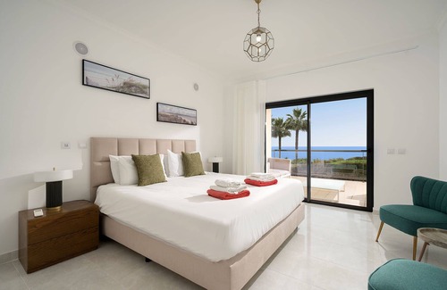 Porto de Mos Apartment | Stunning Sea View Lagos Apartment by Ideal Homes