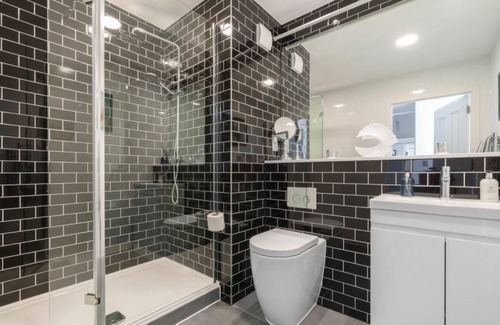Gosport Apartment | Stunning Sea View Luxury Apartment