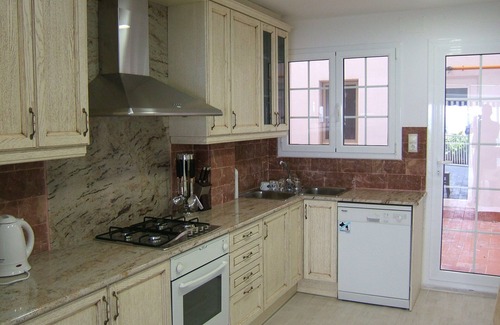 Tarragona Condo | Stunning sea views, relaxing place children, swimming pool, large garden