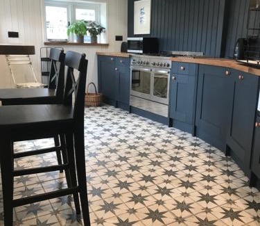 Whitstable House | Stunning seaside cottage seconds from beach by Whitstable-Holidays, Fig Cottage