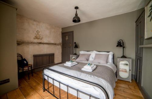 Whitstable House | Stunning seaside cottage seconds from beach by Whitstable-Holidays, Fig Cottage
