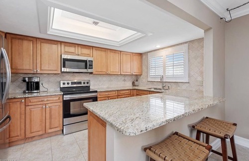 Royal Harbor Condo | Stunning Seasonal Condo in the Heart of Naples