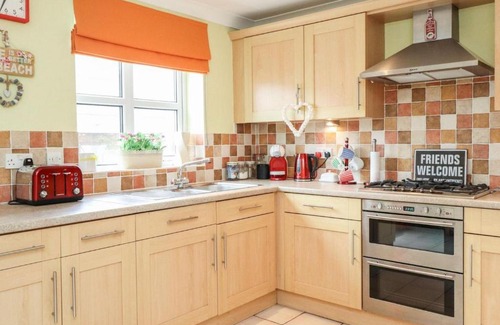 New Romney House | Stunning Seaviews - Beach House - Jacuzzi Bath tub