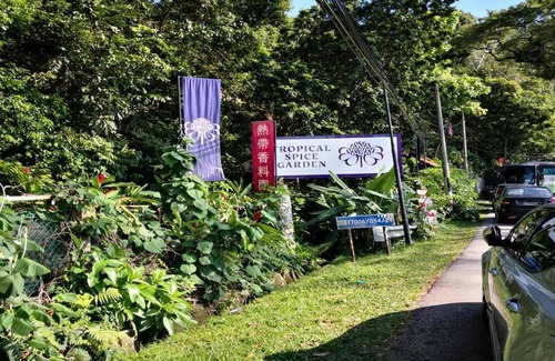 Downtown George Town Condo | Stunning Seaview Sri Perdana, Penang