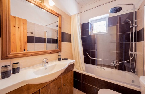 Skinaria Villa | stunning seaview villa!