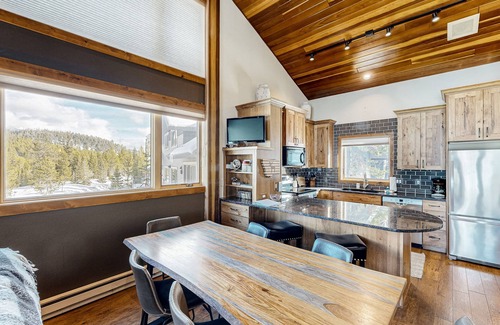 Big Horn House | Stunning ski-in/ski-out townhome with a private indoor hot tub