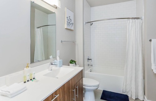 Fairfax Apartment | Stunning & Spacious 1Bd Fairfax, VA Free Parking