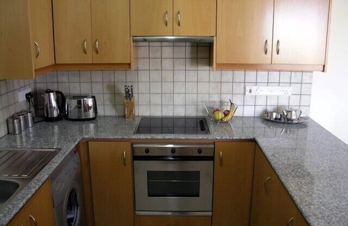 Oroklini Apartment | Stunning, spacious 2 bedrms & 2 bathrms apartment, sea & Oroklini village views