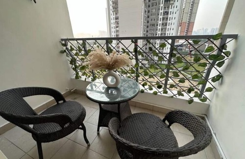 Noida Apartment | Stunning Spacious 3 Bedroom apartment Garden View