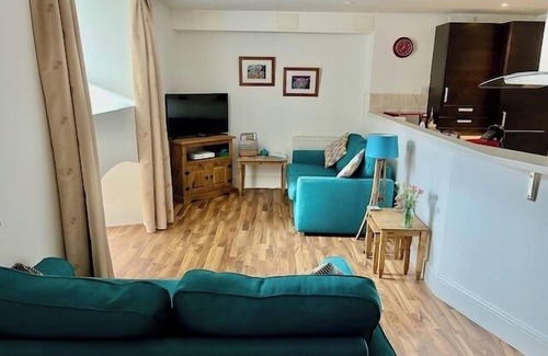 Inverness City Centre Apartment | Stunning spacious Apartment on River Ness