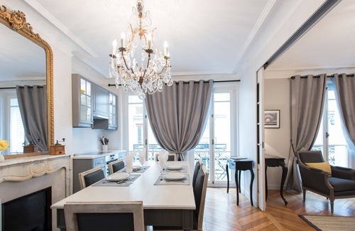 Quartier du Gros-Caillou Apartment | Stunning & Spacious in Superb Location with Balcony & Eiffel Views