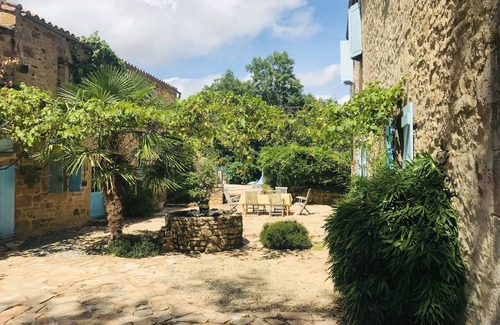 Najac House | Stunning stone house and Gite