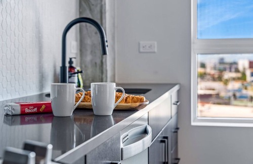 Channel District Apartment | Stunning Studio | New and Luxury | Free Parking!