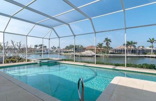 Naples House | Stunning Sunsets and Water Views