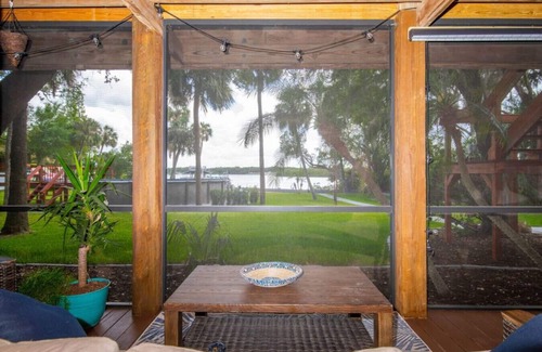 Riverview House | Stunning Tampa Bay Waterfront House w/Pool
