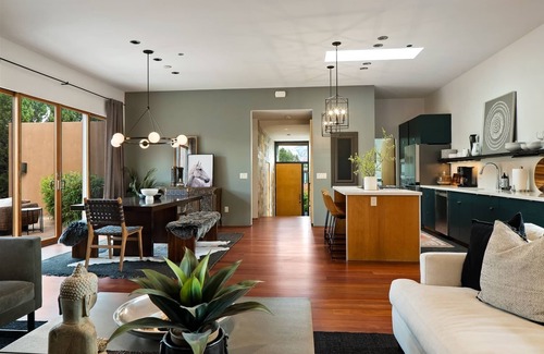 West Sedona House | STUNNING THUNDER MOUNTAIN VIEWS* - LUXURY SPA, MODERN STYLE IN WEST SEDONA -