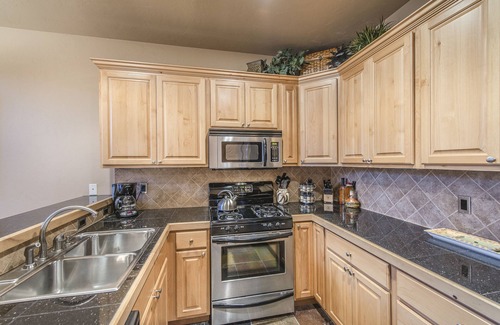 Winter Park House | Stunning townhome. Few minutes from Winter Park Ski Resort and Town of WP