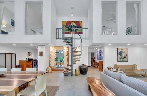Northeast Coconut Grove House | Stunning Tropical Pool House In Miami Coconut Grove - 10min Brickell