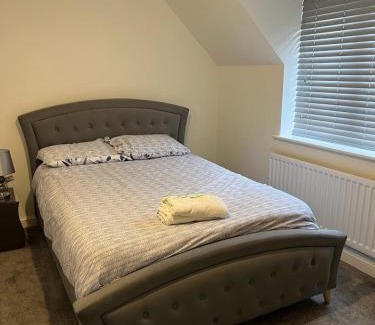 Patchway Apartment | Stunning Two-Bedroom Apartment at A3REE, Free Parking, near Cribbs Causeway Mall