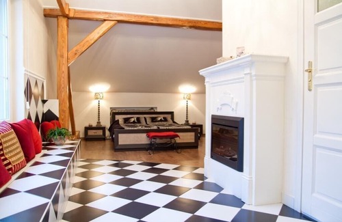 Yavory House | Stunning 6-Room Private House in Lychakivskyi District