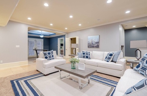 Acworth Villa | Stunning Upscale Flat retreat with Impressive Amenities