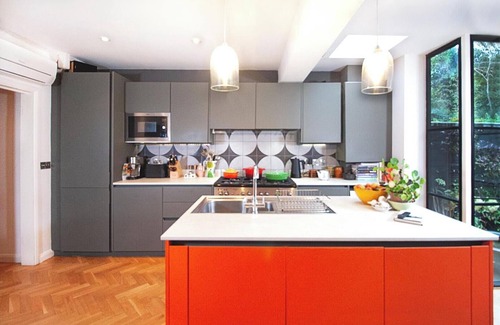 Crofton Park House | Stunning Urban Retreat with Private Garden