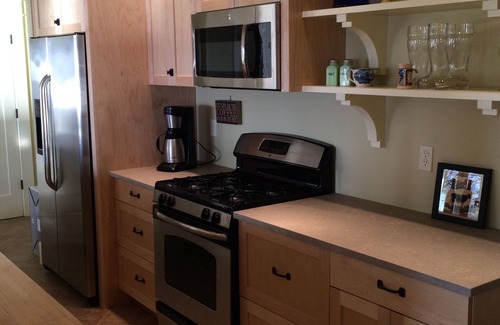 West Queen Anne House | Stunning View Apartment in 5 Star Queen Anne Home