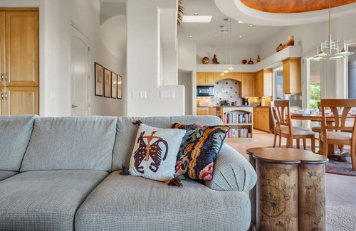 Fountain Hills House | Stunning View l 3BD/4BA l Heated Infinity Pool-Spa