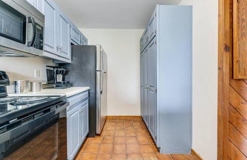 Sugar Mountain Apartment | Stunning View & Long, Cozy & Serene, Close2Resort