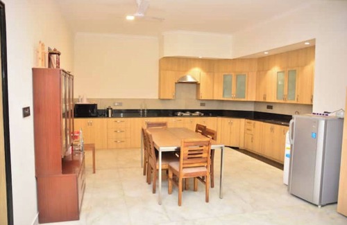 Kodaikanal Apartment | Stunning View & Modern Amenities-H2