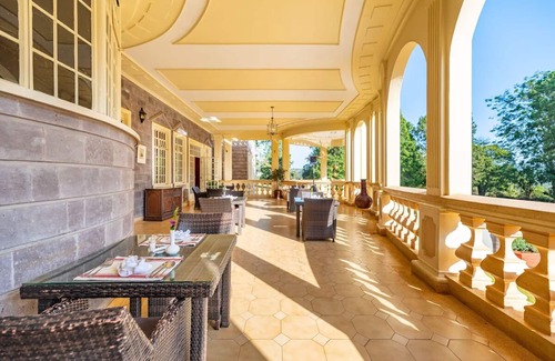Limuru House | Stunning Views and Plush Comforts in Tranquil Courtyard Room | Outdoor Pool