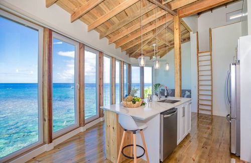 Antoneys Cay Apartment | Stunning views at - Villa Aire