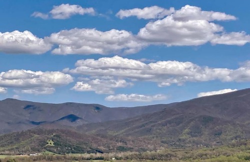 Stanley House | Stunning views, built 2022, sleeps 6!