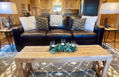Stanley House | Stunning views, built 2022, sleeps 6!