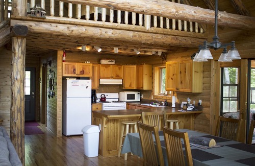 Big Bay Cabin | Stunning Views From Beautiful Log Home On The Shore Of Lake Superior.