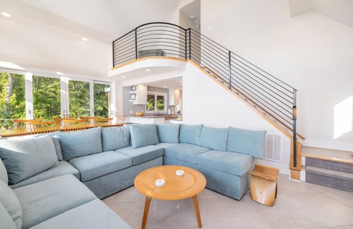 Littleton House | Stunning Views! New Luxury Home, 2 Boat & 2 PWC Lifts, Beach, 5 Suites w/Baths