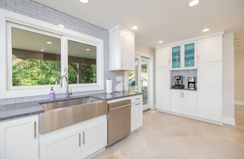 Littleton House | Stunning Views! New Luxury Home, 2 Boat & 2 PWC Lifts, Beach, 5 Suites w/Baths