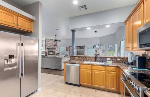 Fort McDowell House | Stunning Views, Pool & Jacuzzi