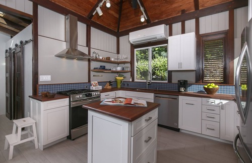 Monte Villa | Stunning Views, Peaceful Location, Large Pool & Minutes from Cruz Bay