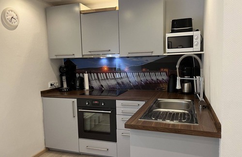 Edertal House | Stunning villa for 4 people with WIFI, TV, patio and pets allowed