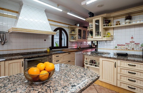 Cabopino House | Stunning villa for 10 people with A/C, private pool, WIFI and patio