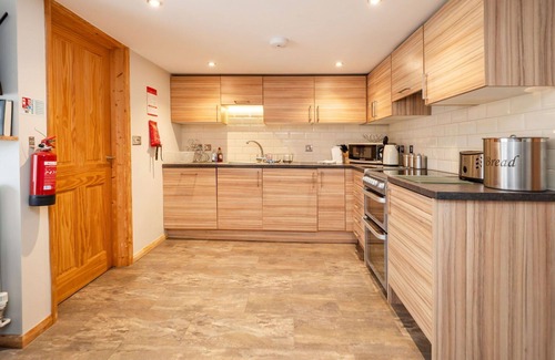 Surlingham House | Stunning villa for 4 people with WIFI