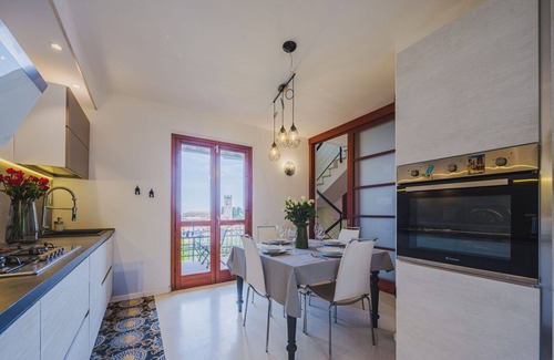 Corsanico-Bargecchia House | Stunning villa for 6 people with A/C, private pool, WIFI, TV and patio