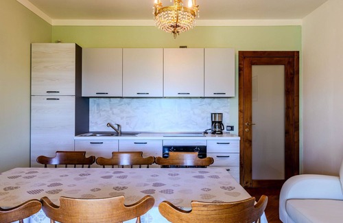 Besozzo House | Stunning villa for 6 people with A/C, WIFI and TV