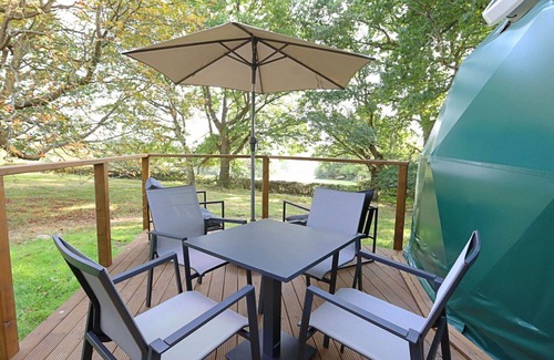 Chiddingstone Hoath House | Stunning villa for 4 guests with WIFI and parking